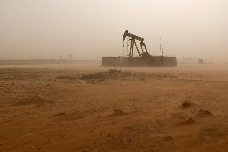 کاهش بهای نفت در آستانه نشست اوپک و جنگ تجاری